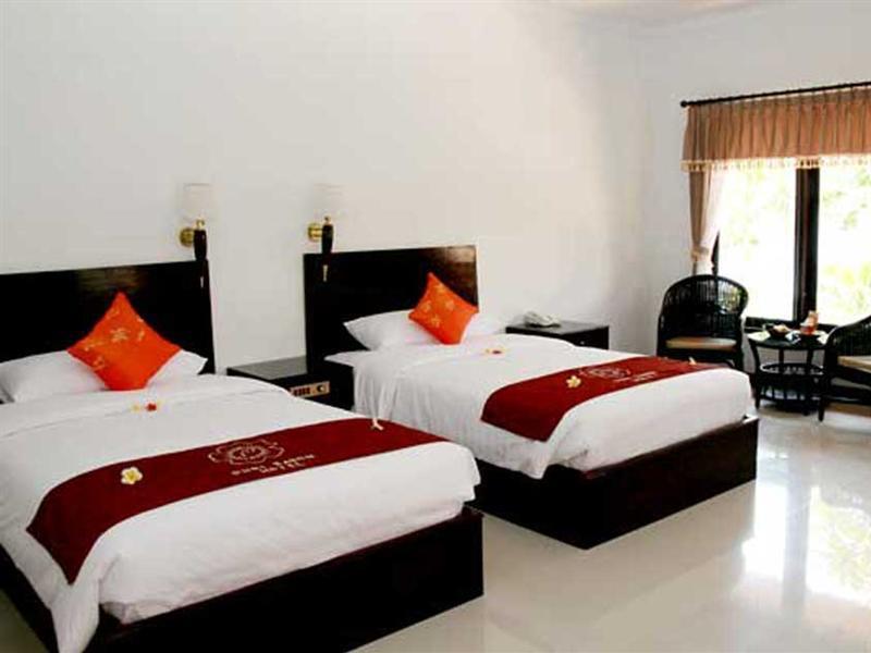 Puri Saron Hotel Baruna Beach Lovina Dış mekan fotoğraf