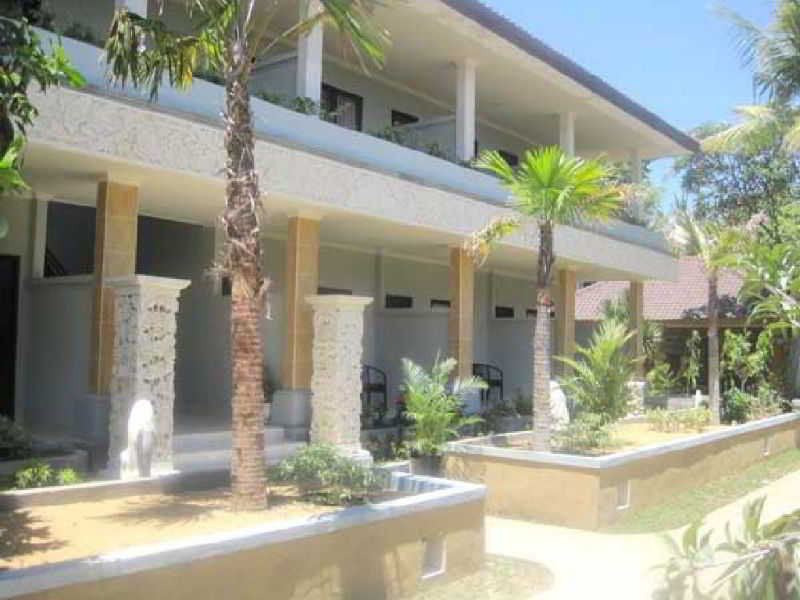 Puri Saron Hotel Baruna Beach Lovina Dış mekan fotoğraf